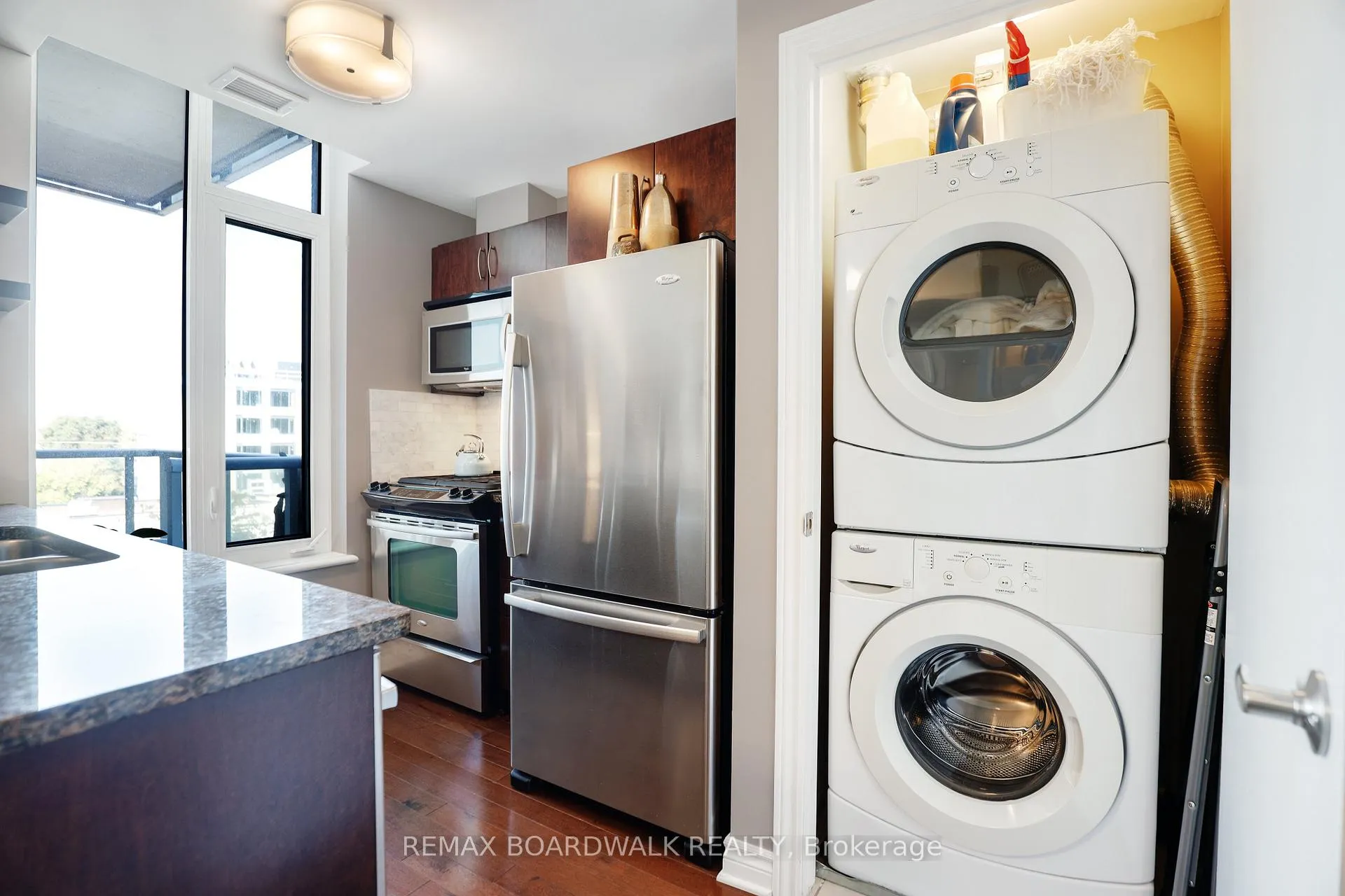 Photo 21 of Unit 407, 575 Byron Avenue, Ottawa, McKellar/Highland — HOMEH
