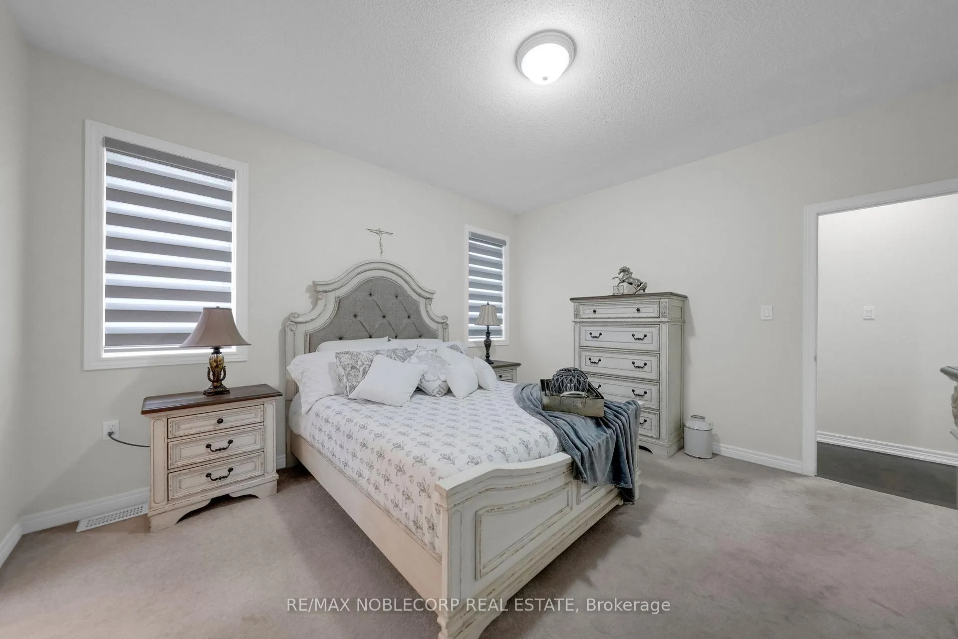 Photo 17 of 14 Willard Hunt Court, King, Schomberg — HOMEH
