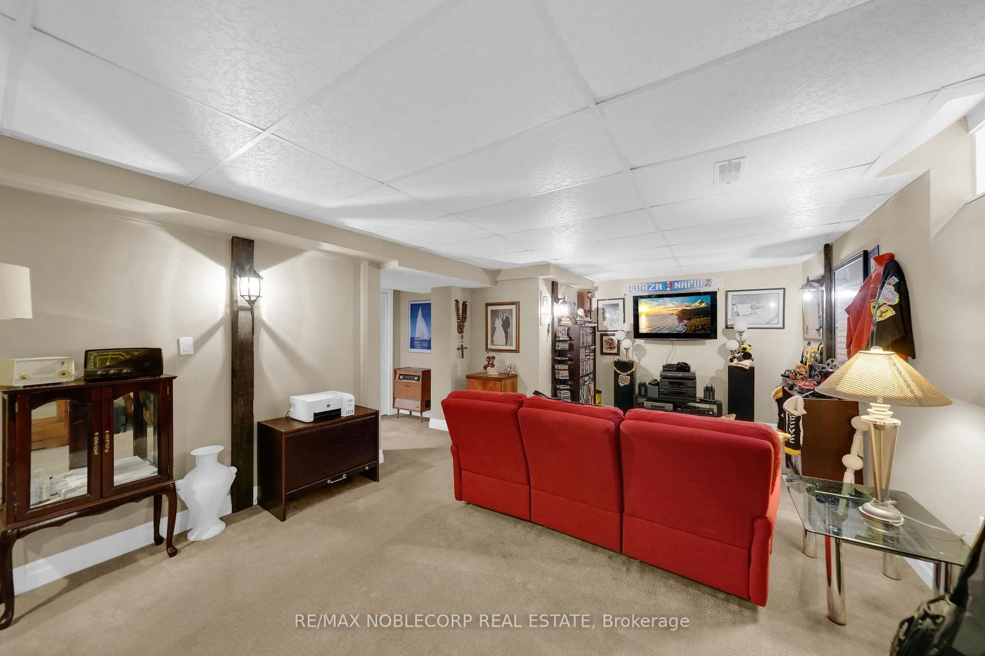 Photo 29 of 14 Willard Hunt Court, King, Schomberg — HOMEH