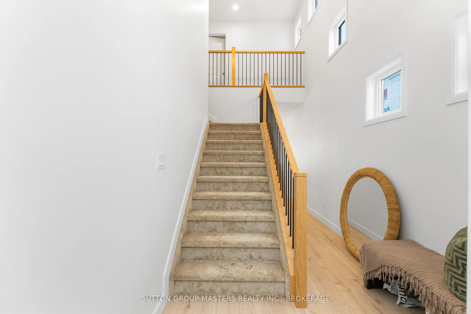 Photo 2 of 214 Superior Drive, Loyalist, Amherstview — HOMEH