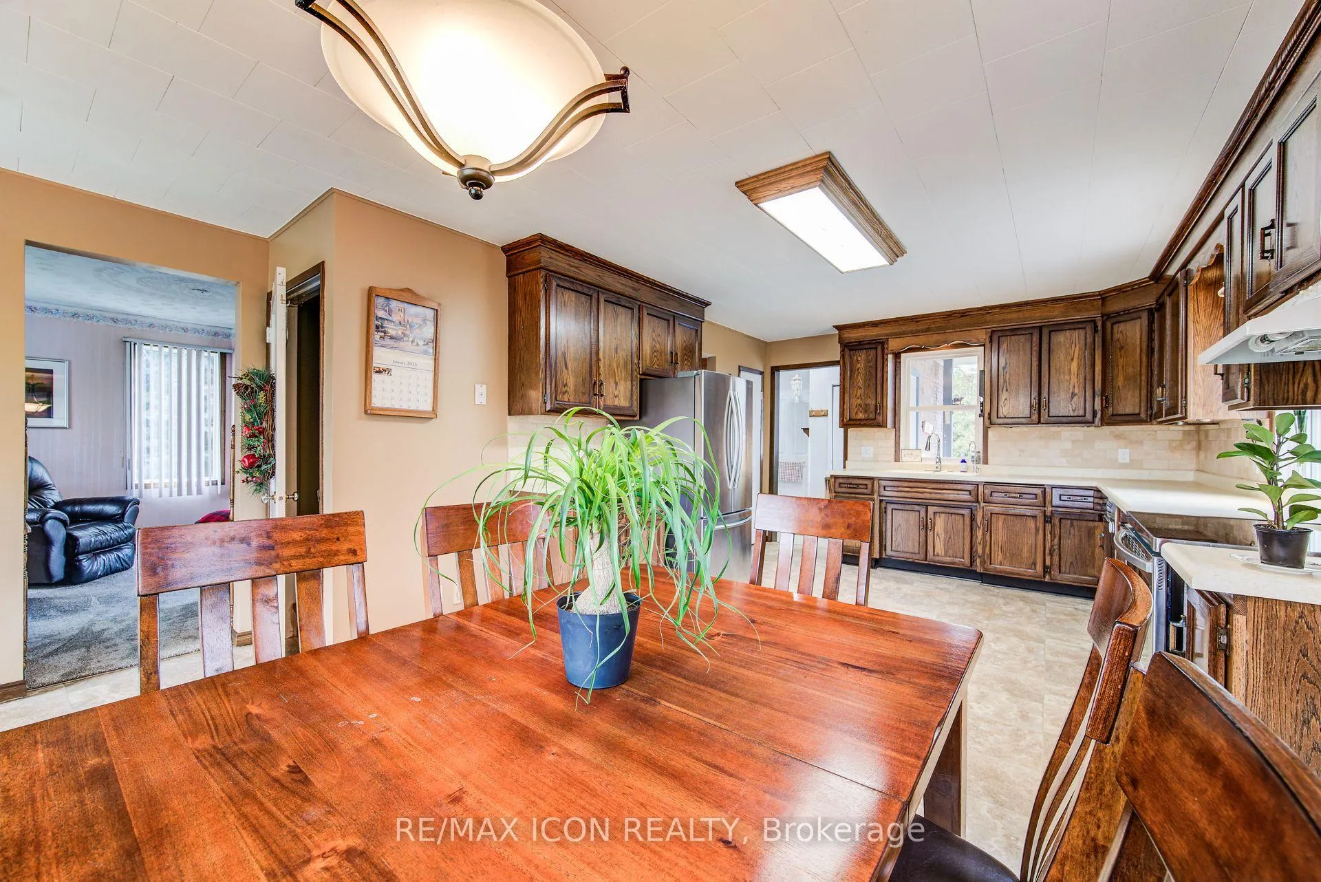Photo 10 of 1301 Lobsinger Line, Woolwich — HOMEH