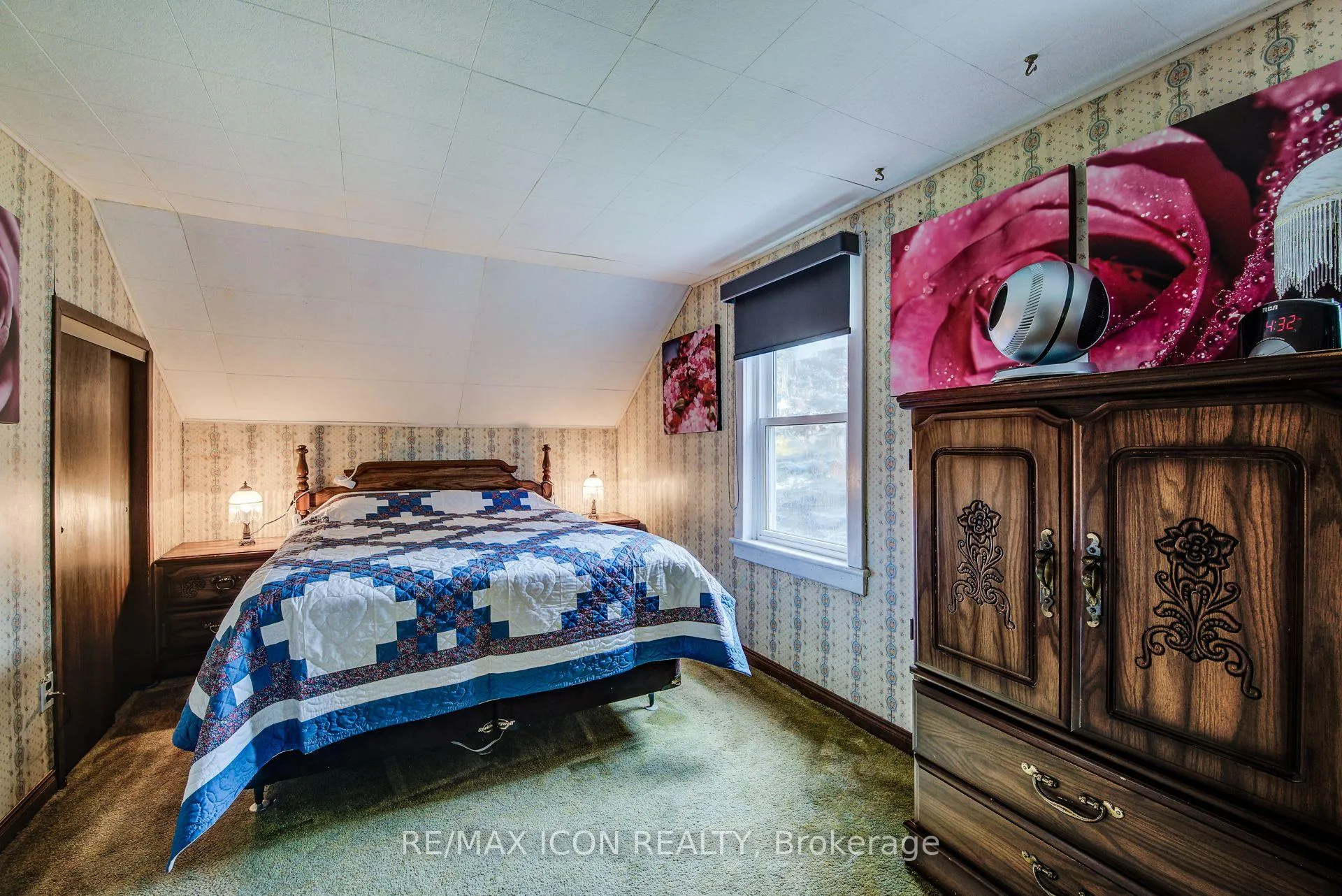 Photo 25 of 1301 Lobsinger Line, Woolwich — HOMEH