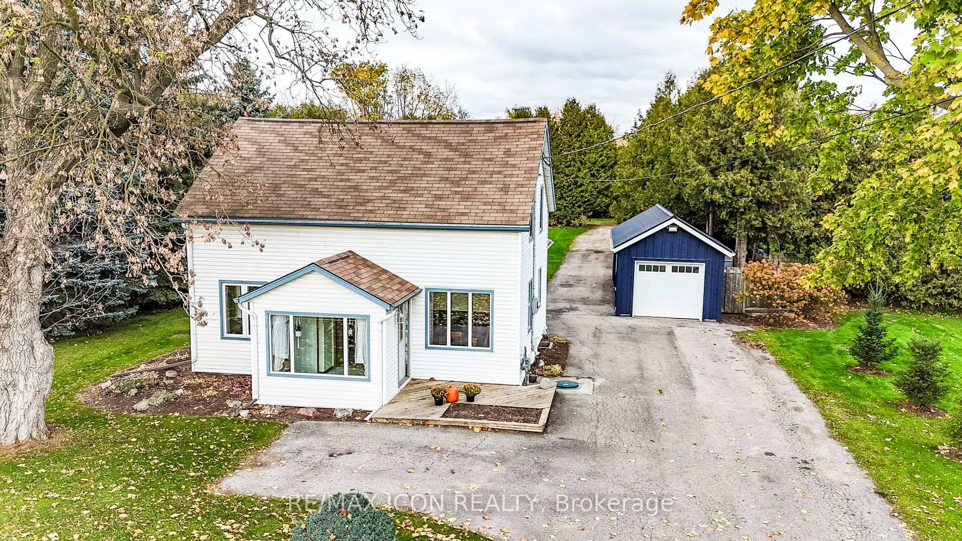 Photo 41 of 1301 Lobsinger Line, Woolwich — HOMEH