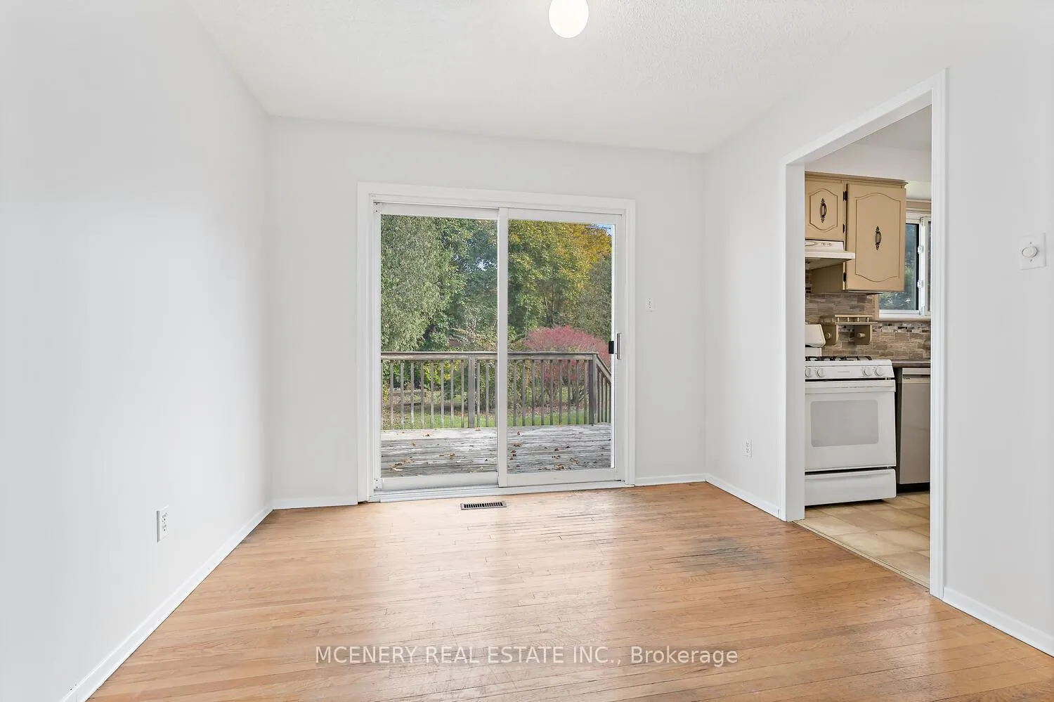 Photo 12 of 29 Tomwell Crescent E, Erin, Hillsburgh — HOMEH