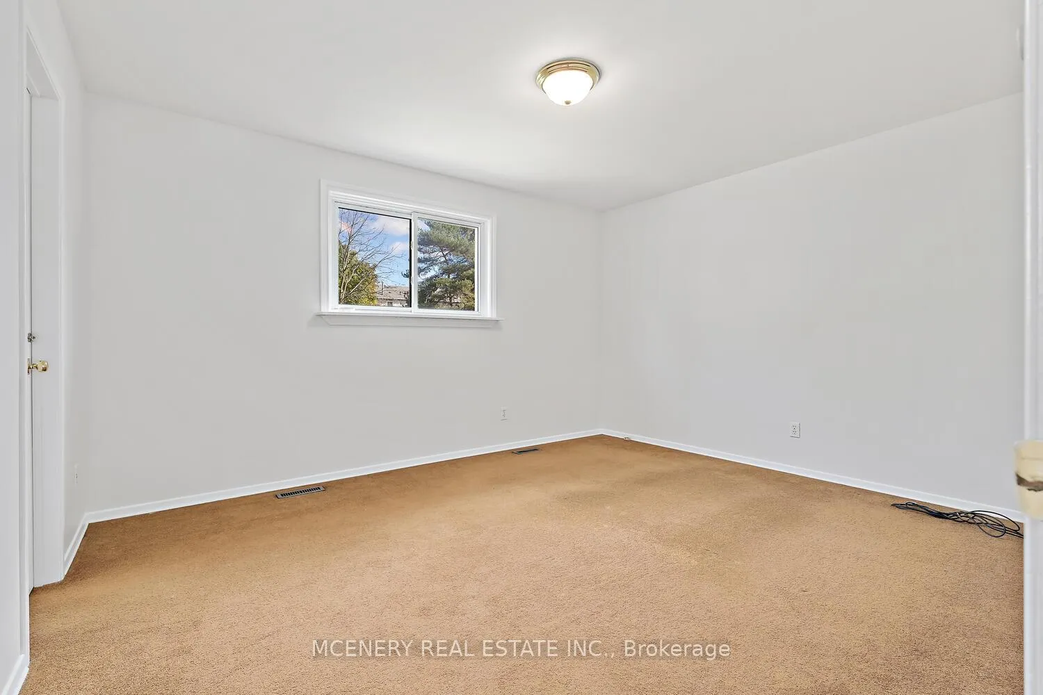 Photo 20 of 29 Tomwell Crescent E, Erin, Hillsburgh — HOMEH