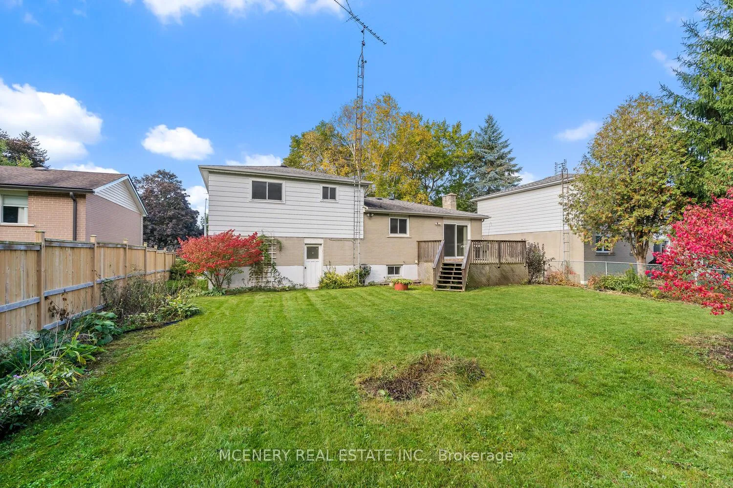 Photo 35 of 29 Tomwell Crescent E, Erin, Hillsburgh — HOMEH