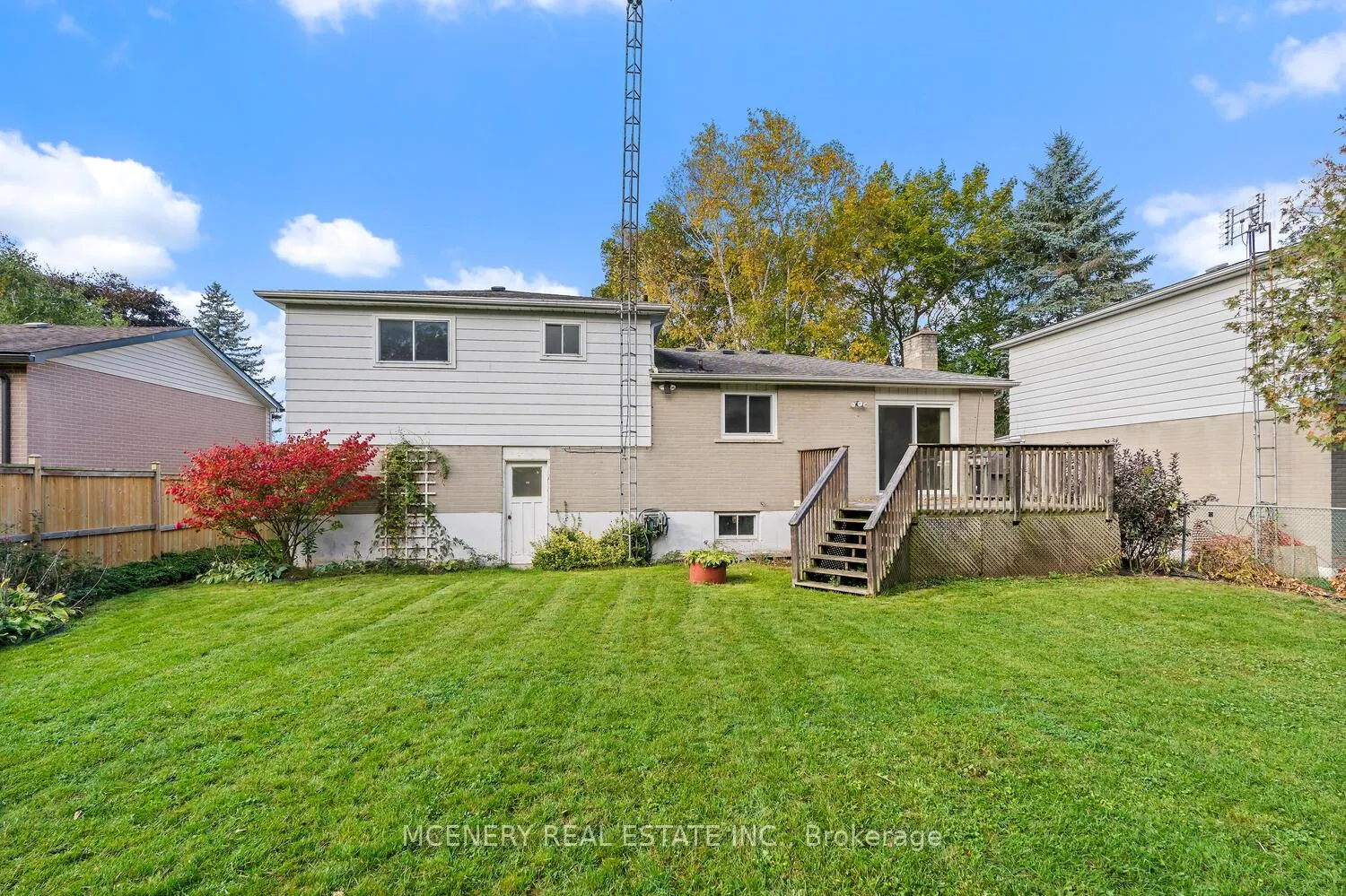 Photo 36 of 29 Tomwell Crescent E, Erin, Hillsburgh — HOMEH