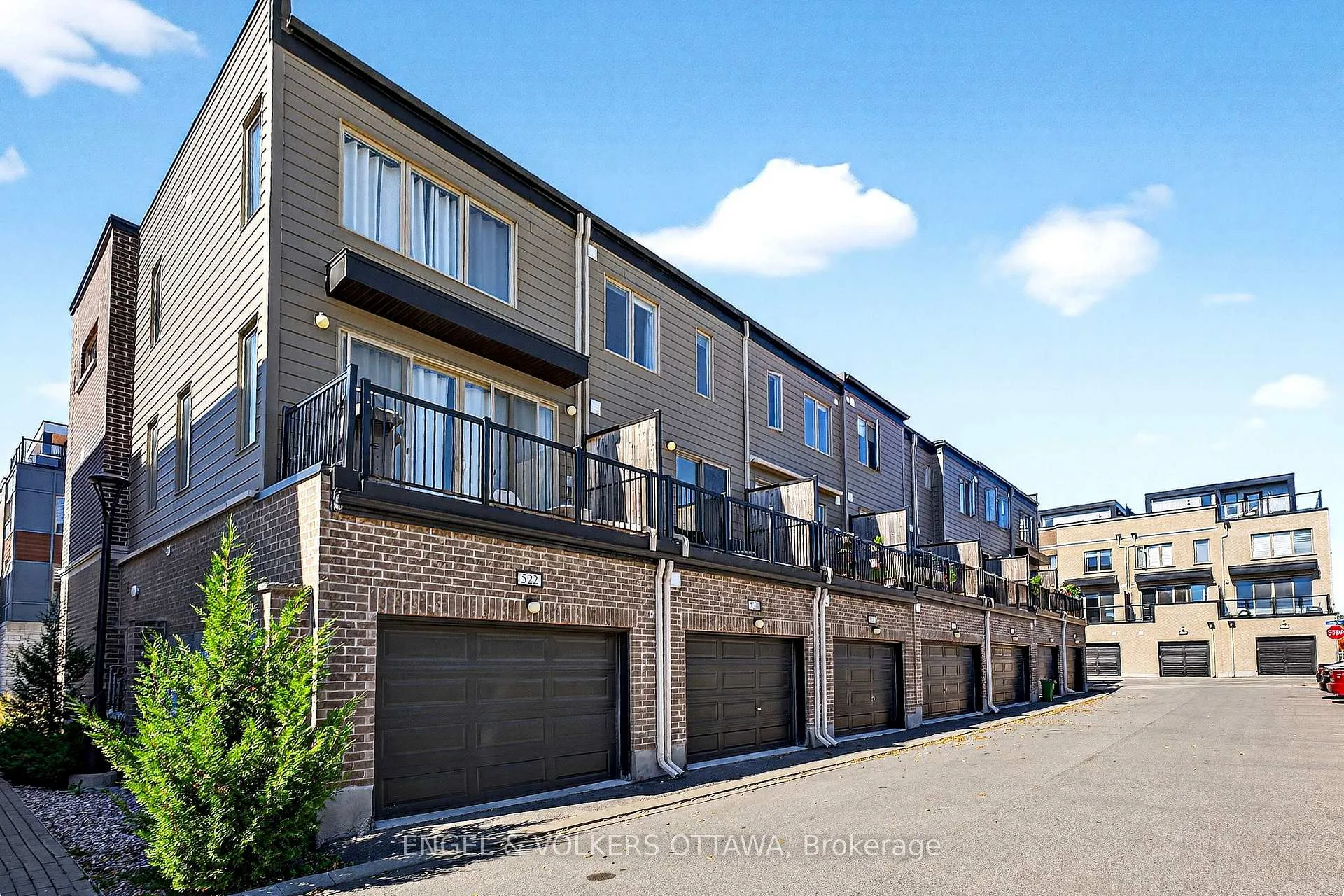 Photo 6 of 520 Ozawa Private, Ottawa, CFB Rockcliffe and Area — HOMEH