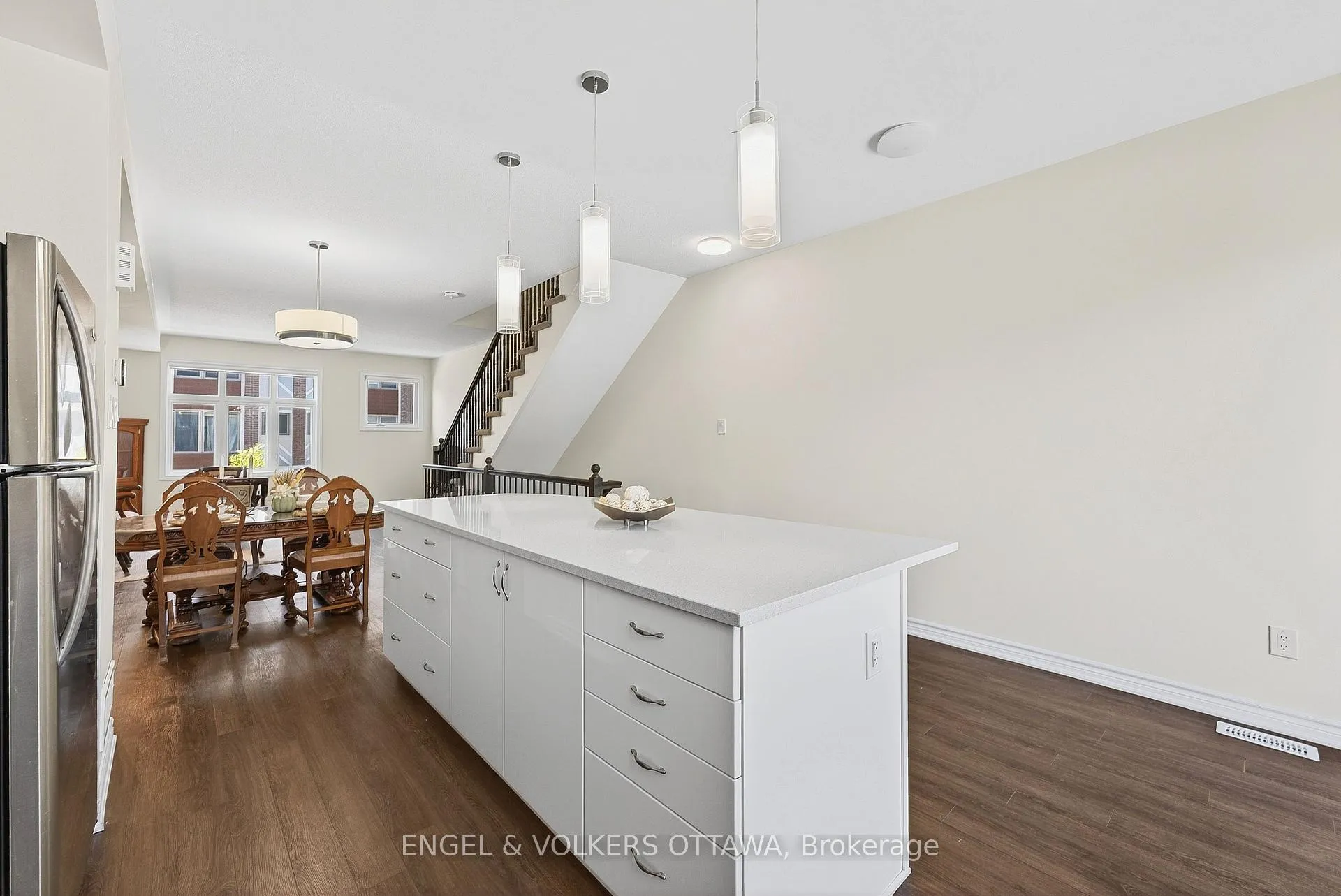 Photo 19 of 520 Ozawa Private, Ottawa, CFB Rockcliffe and Area — HOMEH