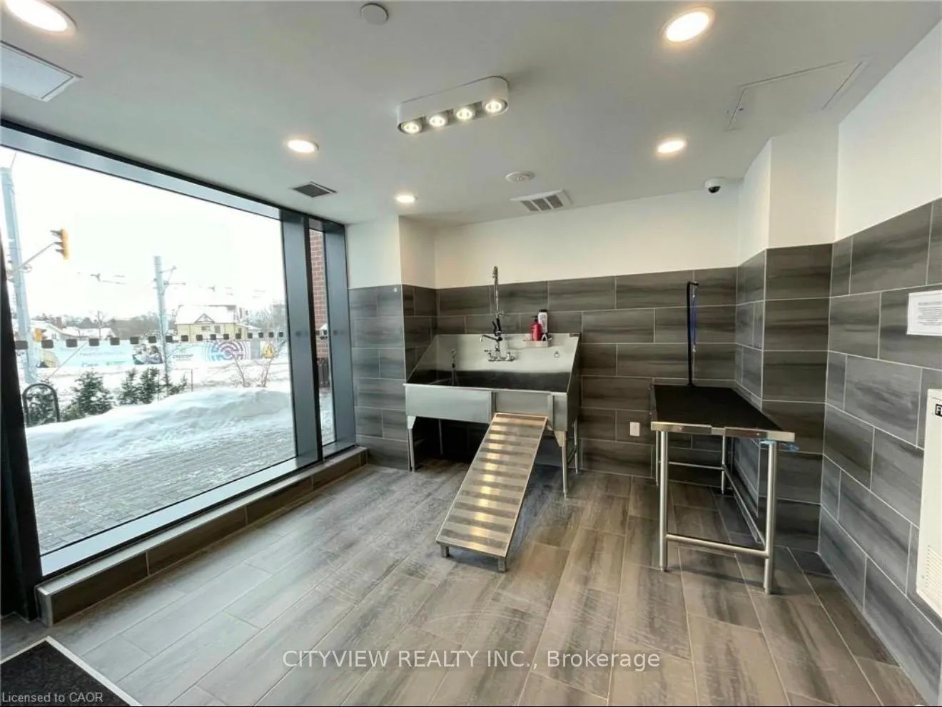 Photo 11 of Unit 1809, 25 Wellington Street S, Kitchener — HOMEH