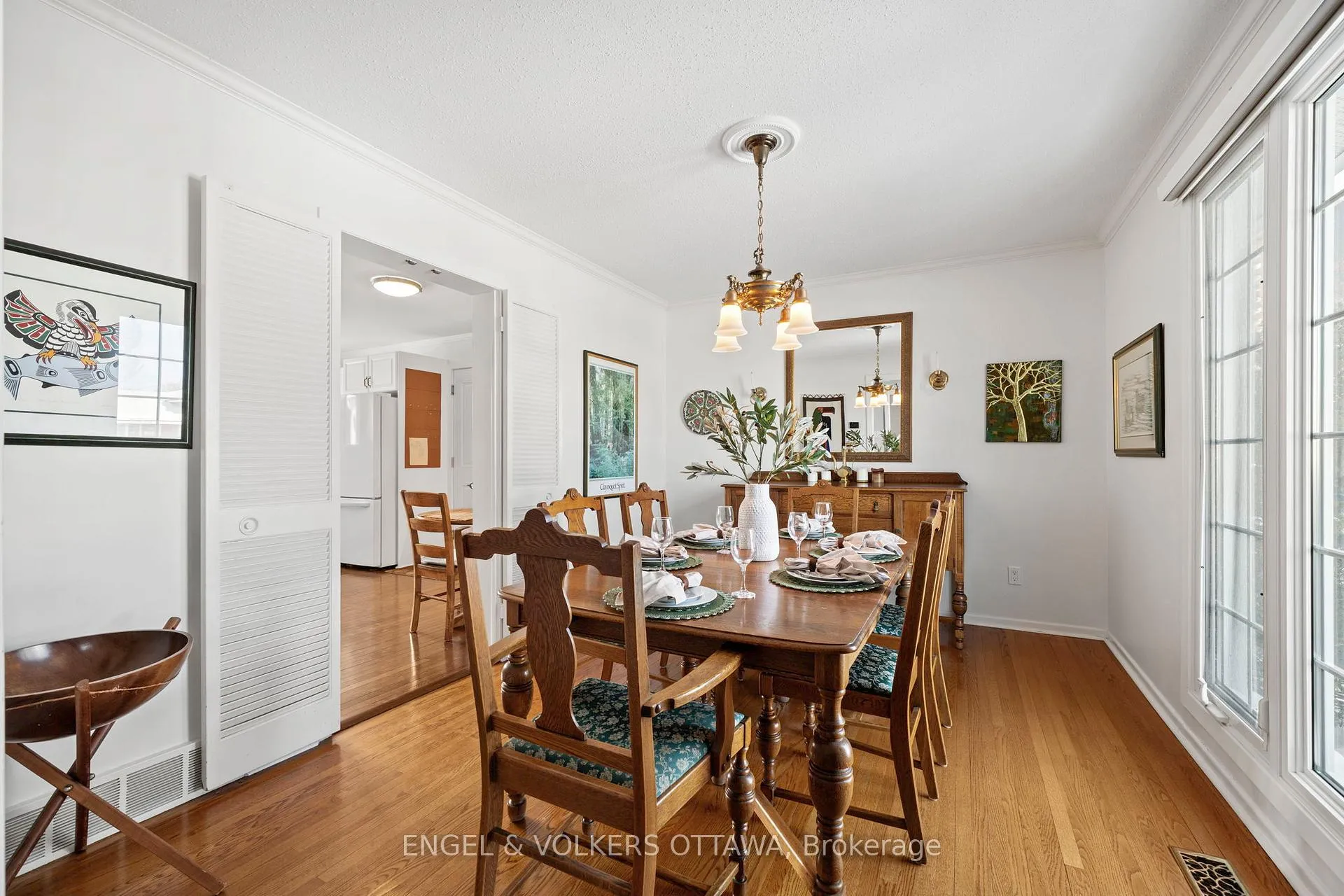 Photo 5 of 1336 Cahill Drive, Ottawa, South Keys — HOMEH