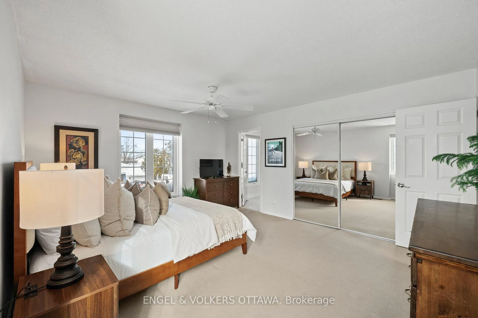 Photo 24 of 1336 Cahill Drive, Ottawa, South Keys — HOMEH