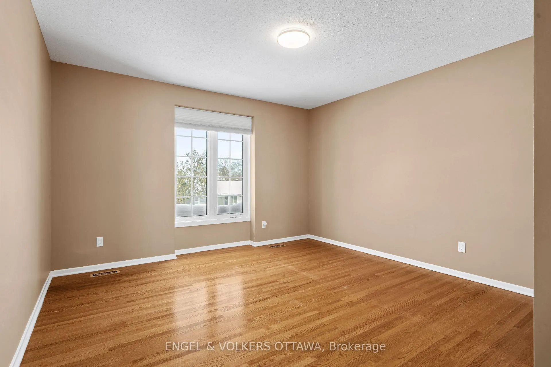 Photo 27 of 1336 Cahill Drive, Ottawa, South Keys — HOMEH