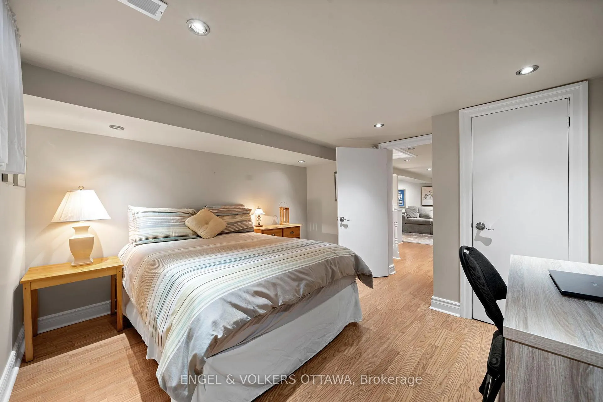 Photo 36 of 1336 Cahill Drive, Ottawa, South Keys — HOMEH