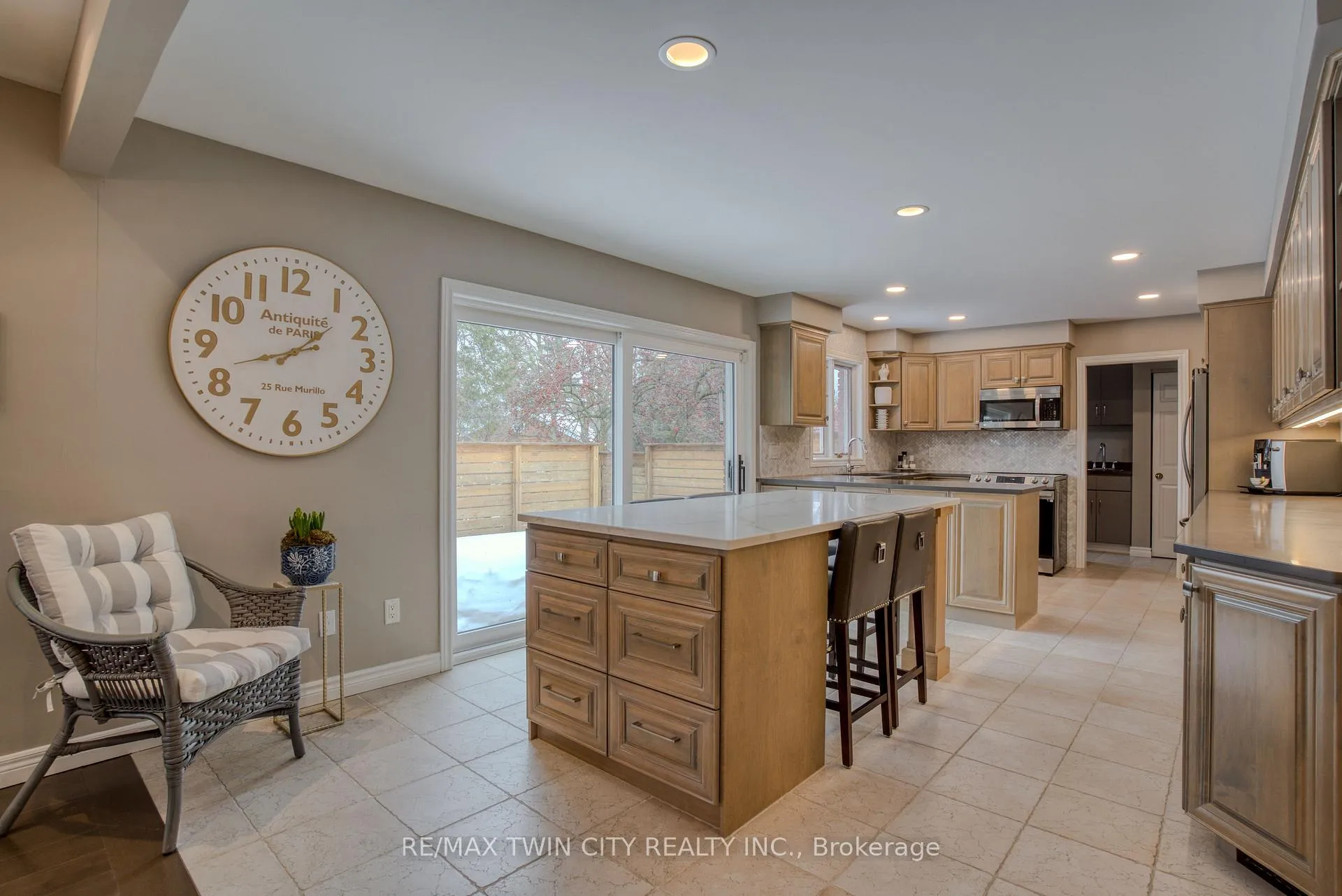 Photo 19 of Unit 16, 184 Roxton Drive, Waterloo — HOMEH