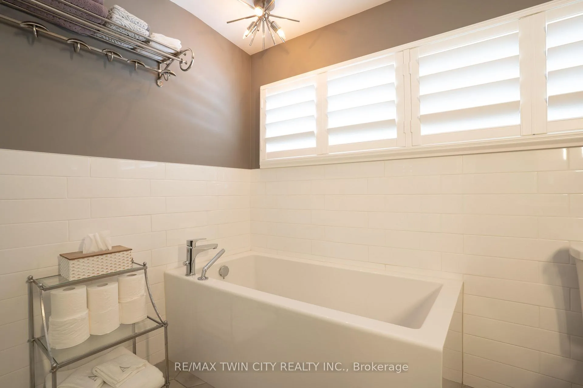 Photo 35 of Unit 16, 184 Roxton Drive, Waterloo — HOMEH