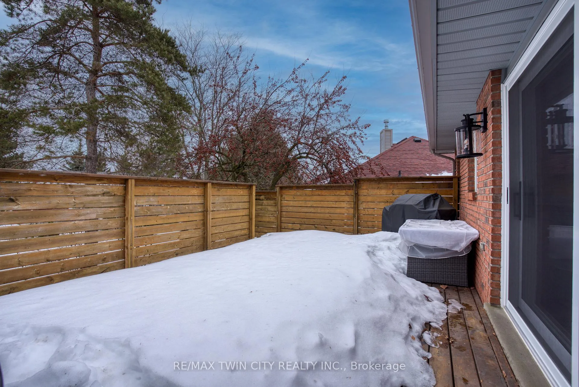 Photo 47 of Unit 16, 184 Roxton Drive, Waterloo — HOMEH