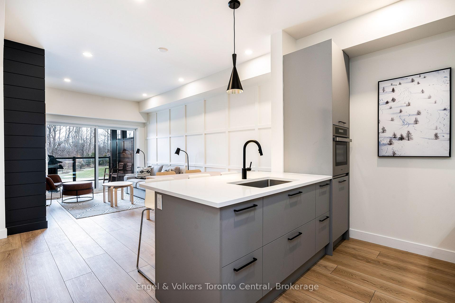 Photo 7 of Unit 105, 12 Beausoleil Lane, Blue Mountains — HOMEH
