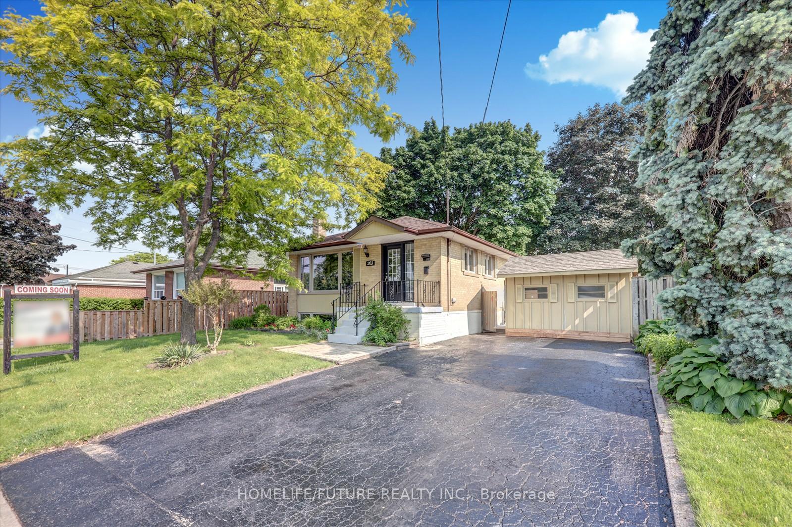 Photo 7 of 203 Crawforth Street, Whitby, Blue Grass Meadows — HOMEH
