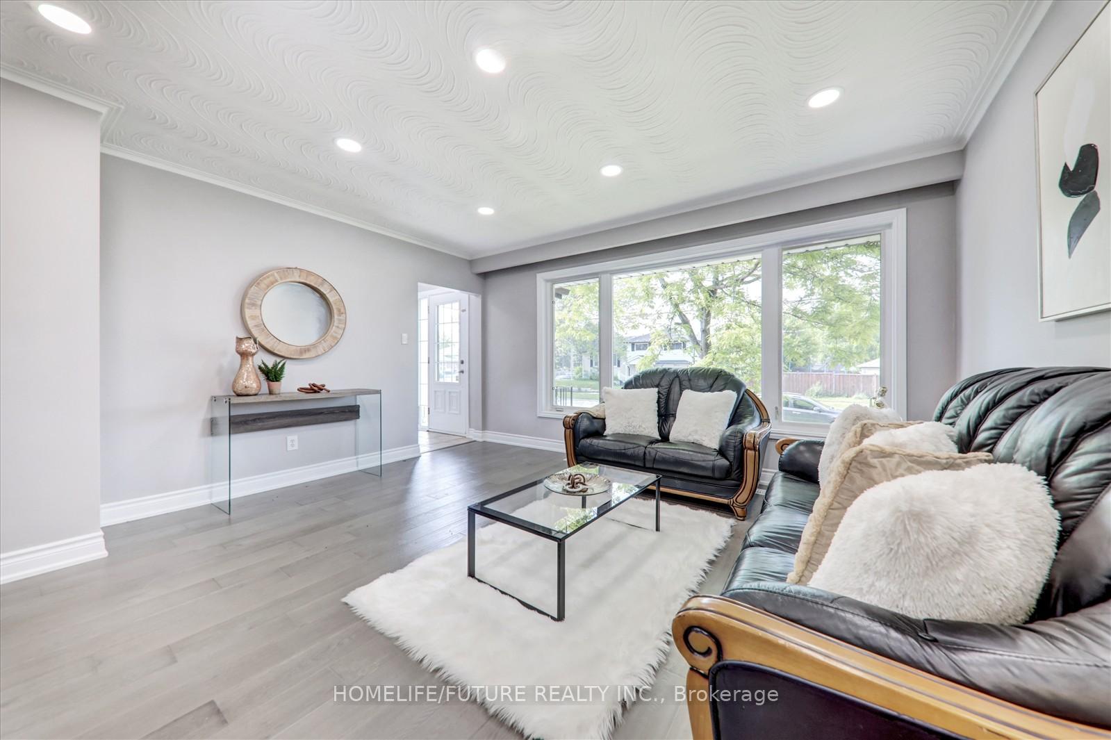 Photo 8 of 203 Crawforth Street, Whitby, Blue Grass Meadows — HOMEH