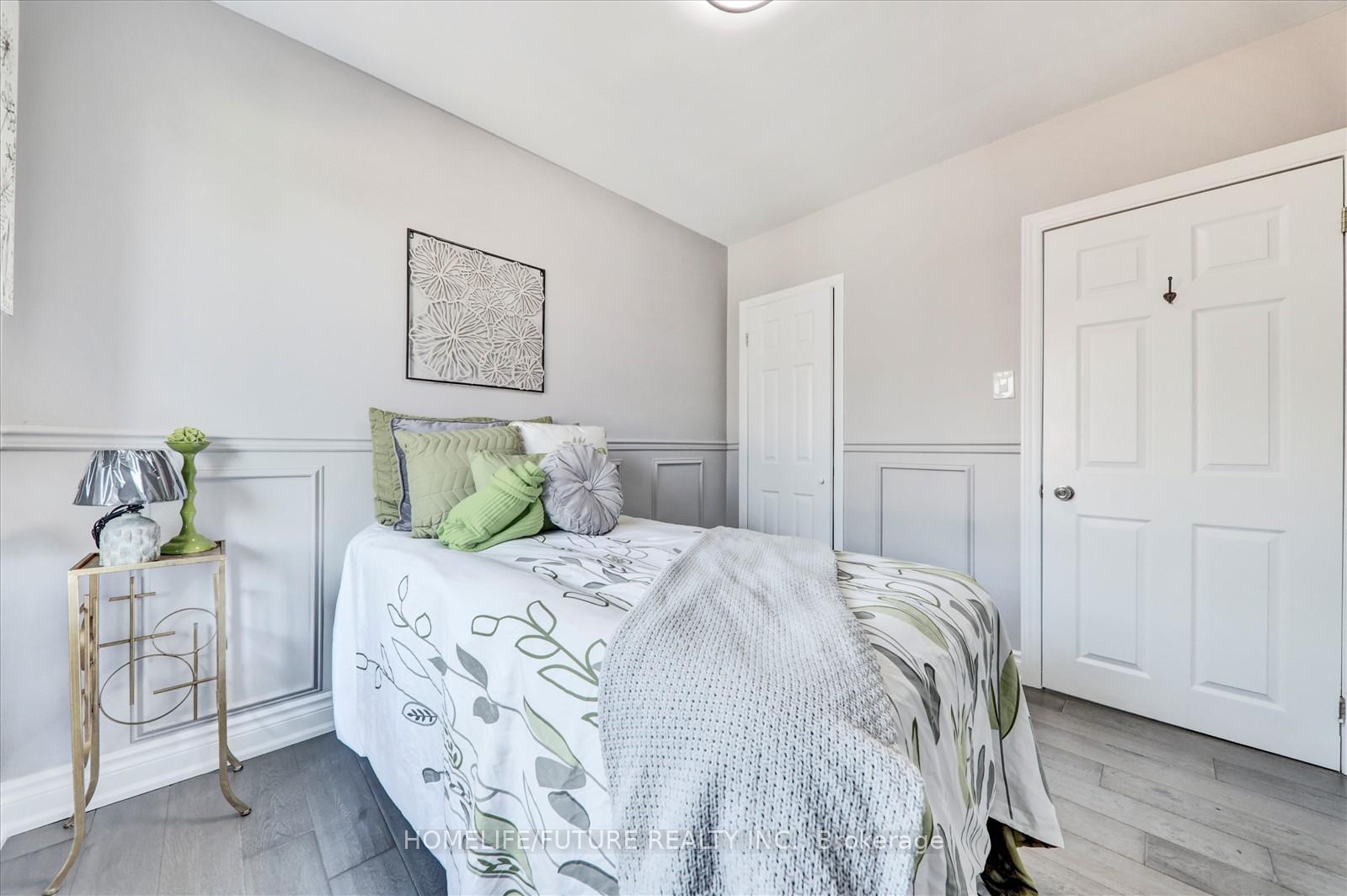 Photo 25 of 203 Crawforth Street, Whitby, Blue Grass Meadows — HOMEH