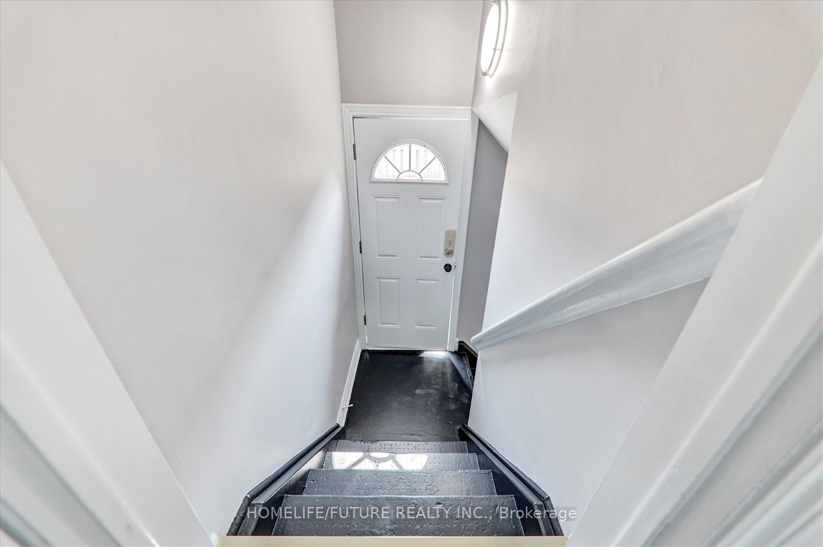Photo 12 of 203 Crawforth Street, Whitby, Blue Grass Meadows — HOMEH