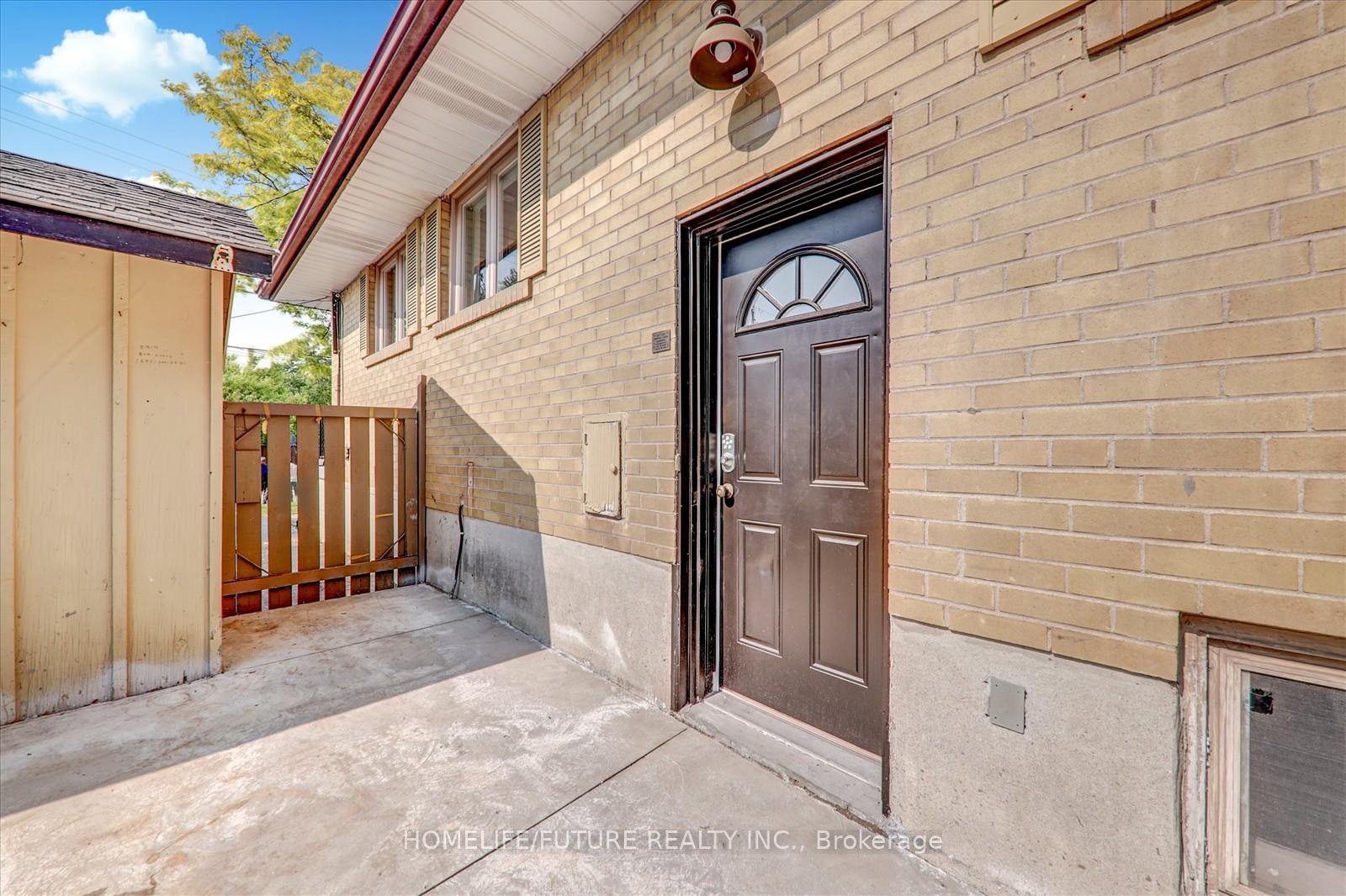Photo 21 of 203 Crawforth Street, Whitby, Blue Grass Meadows — HOMEH