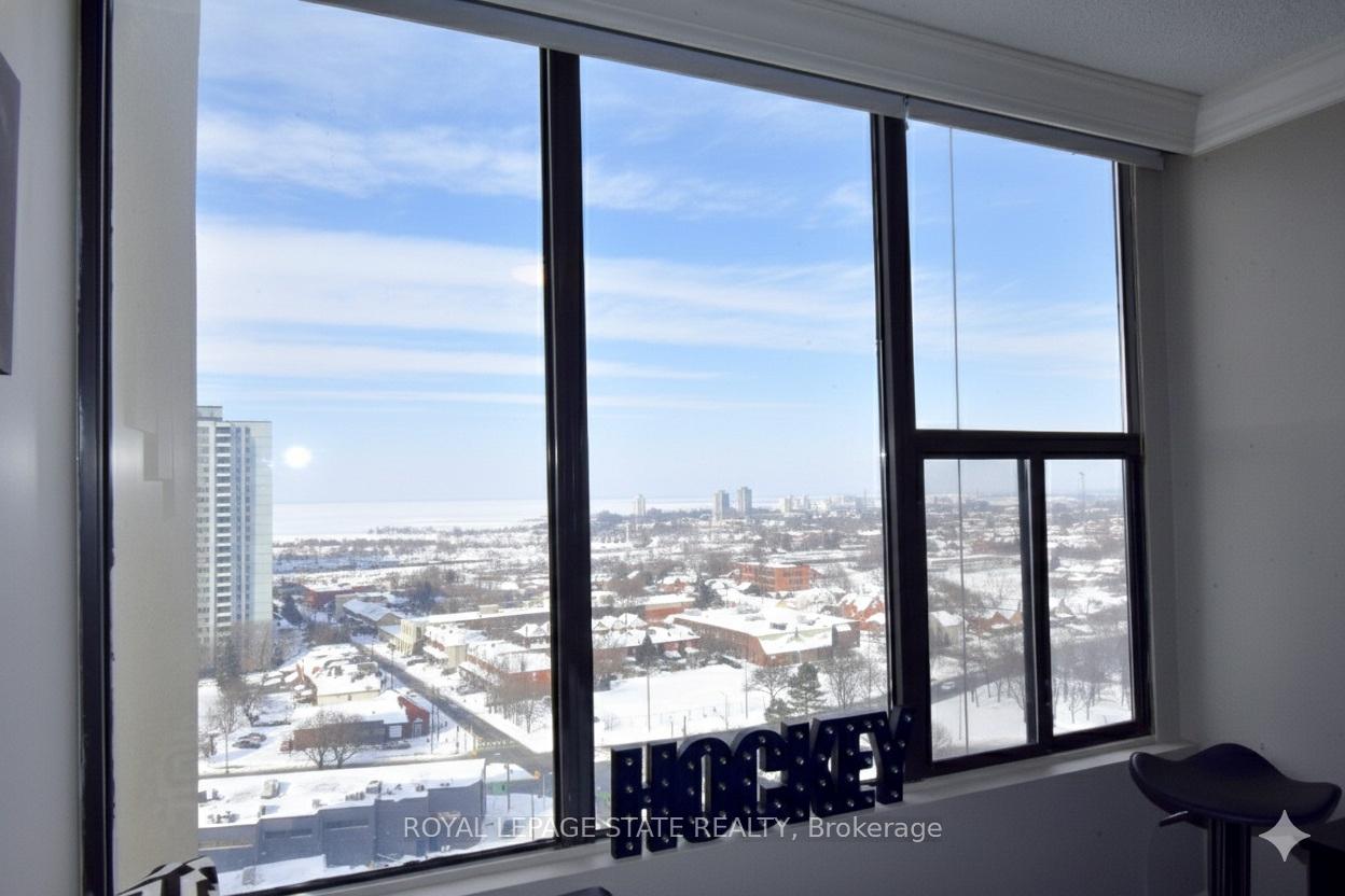 Photo 21 of Unit 1707, 75 Queen Street N, Hamilton, Strathcona — HOMEH