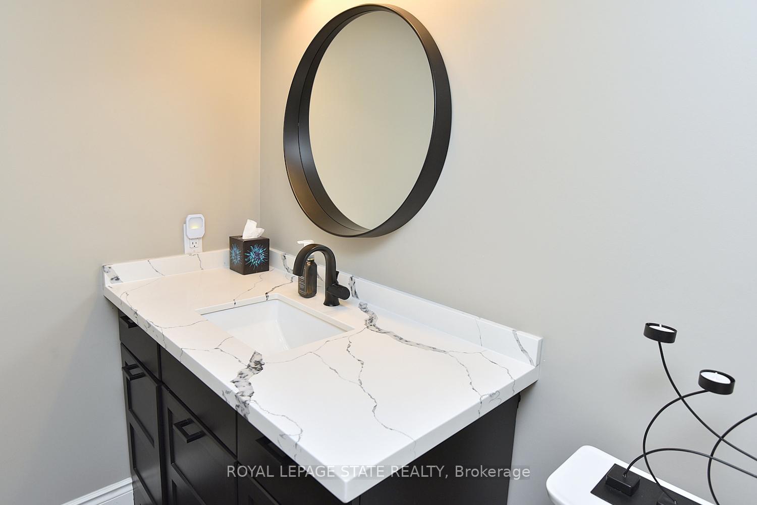 Photo 22 of Unit 1707, 75 Queen Street N, Hamilton, Strathcona — HOMEH