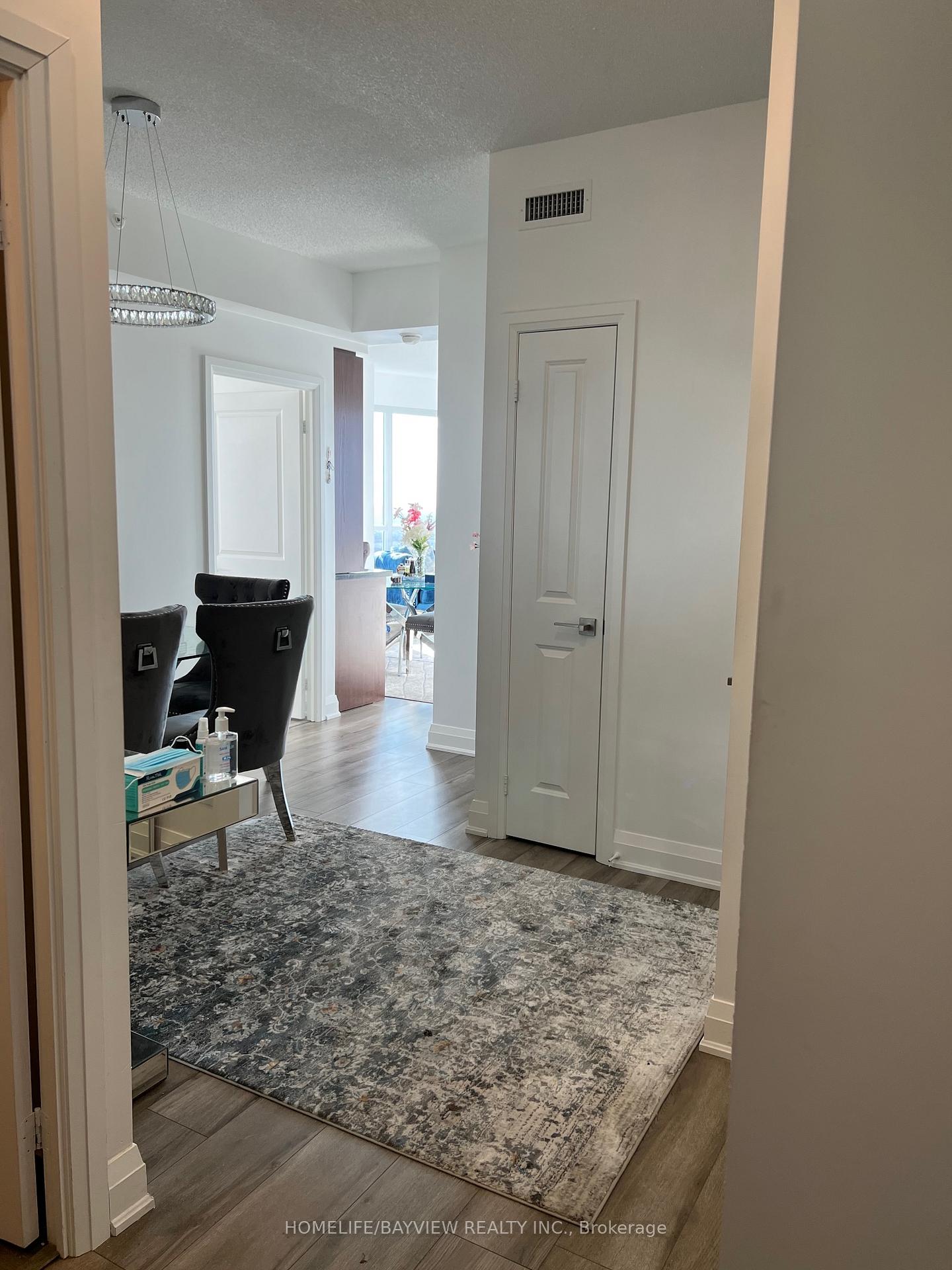 Photo 7 of Unit 2326, 7161 Yonge Street, Markham, Thornhill — HOMEH