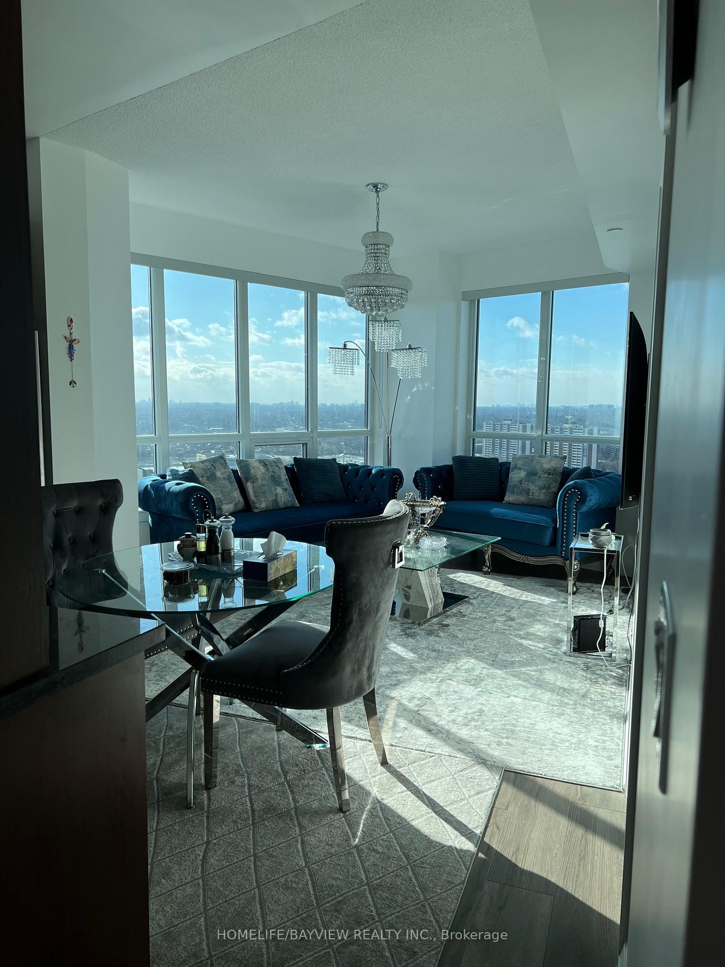 Photo 12 of Unit 2326, 7161 Yonge Street, Markham, Thornhill — HOMEH
