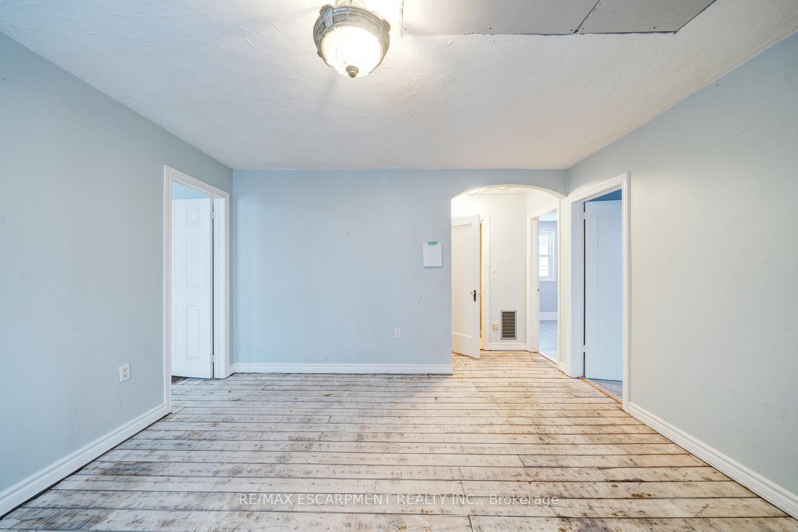 Photo 2 of 2414 Holt Road, Clarington, Rural Clarington — HOMEH