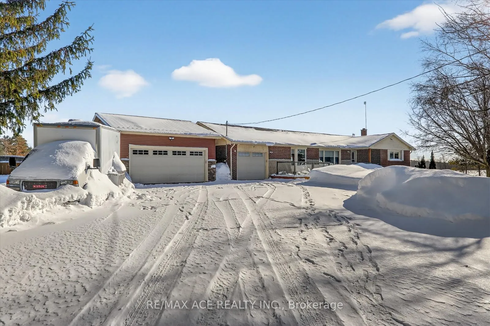Photo 1 of 3135 Concession 10 Road, Clarington, Bowmanville — HOMEH