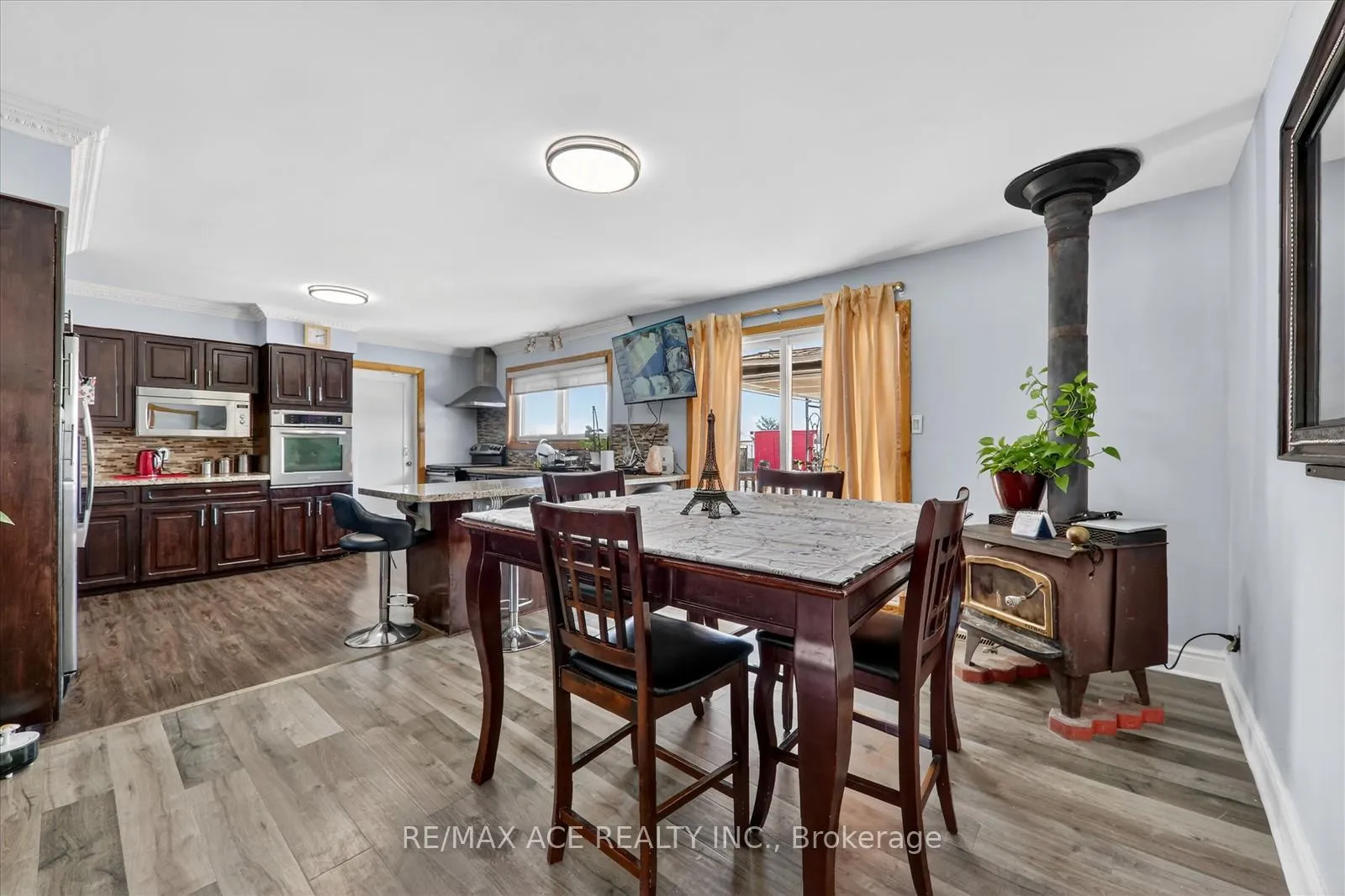 Photo 11 of 3135 Concession 10 Road, Clarington, Bowmanville — HOMEH