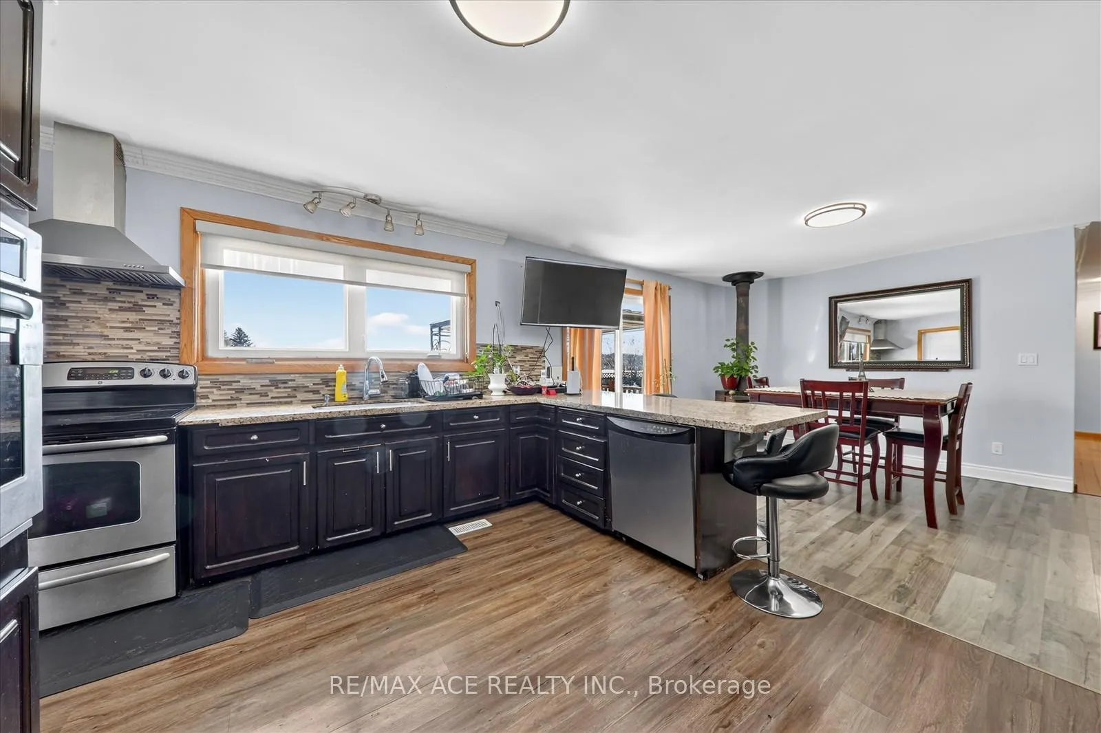 Photo 14 of 3135 Concession 10 Road, Clarington, Bowmanville — HOMEH