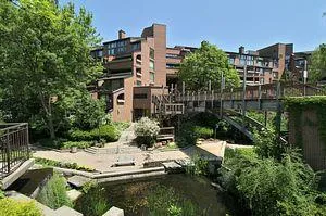 Photo 2 of Unit 503, 40 Sylvan Valleyway, Toronto, Bedford Park-Nortown — HOMEH