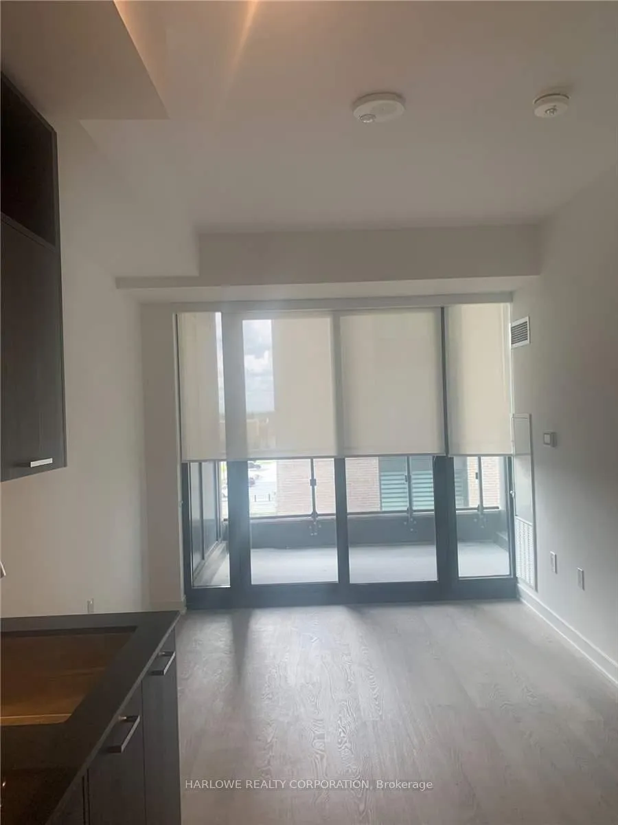 Photo 2 of Unit 411, 120 Eagle Rock Way, Vaughan, Rural Vaughan — HOMEH