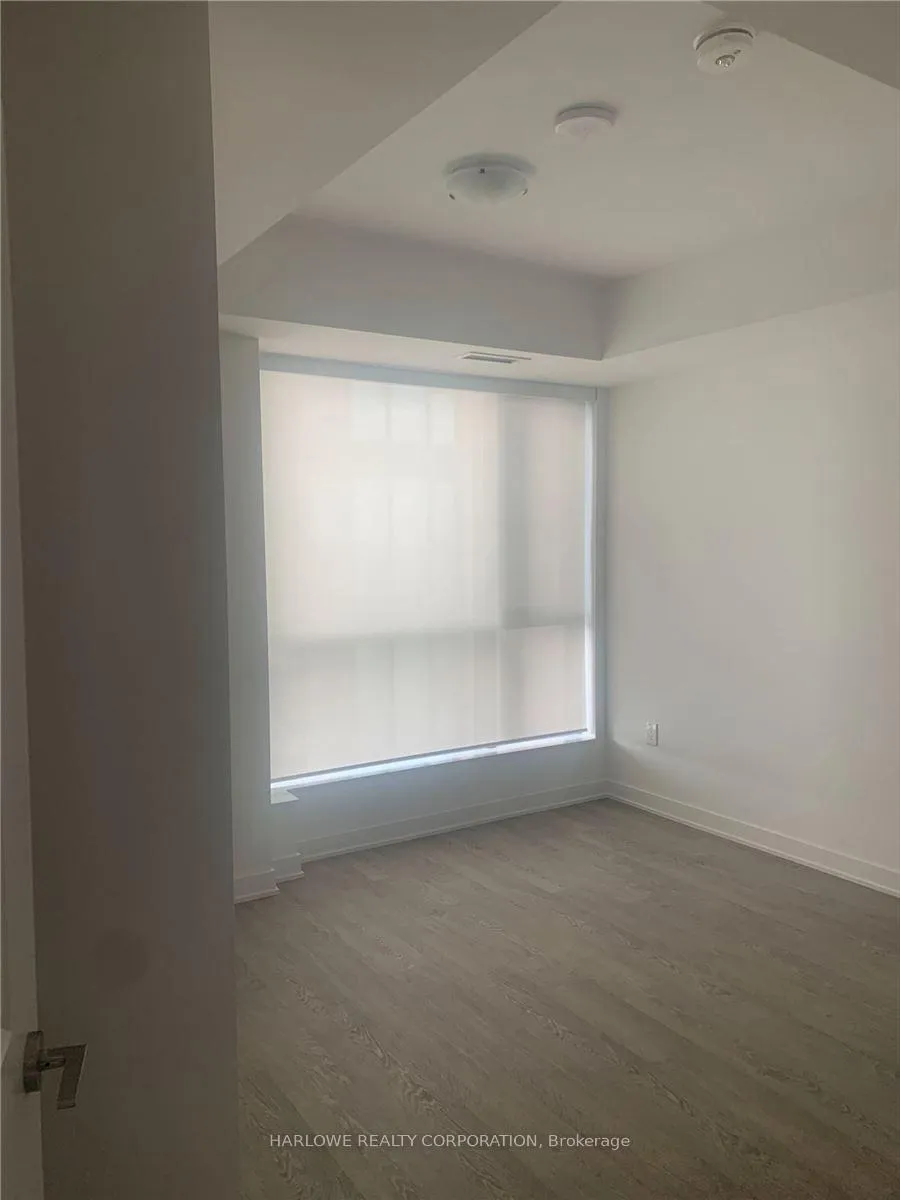 Photo 3 of Unit 411, 120 Eagle Rock Way, Vaughan, Rural Vaughan — HOMEH