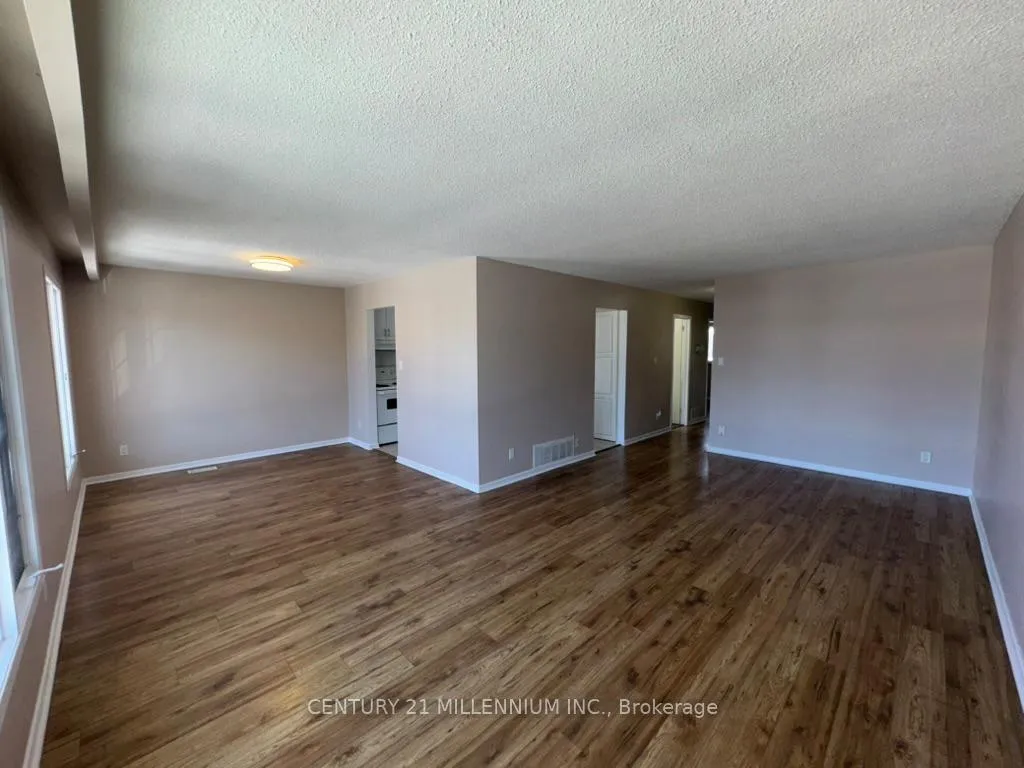Photo 14 of Unit 2nd Level, 183 Harold Street, Brampton, Brampton South — HOMEH