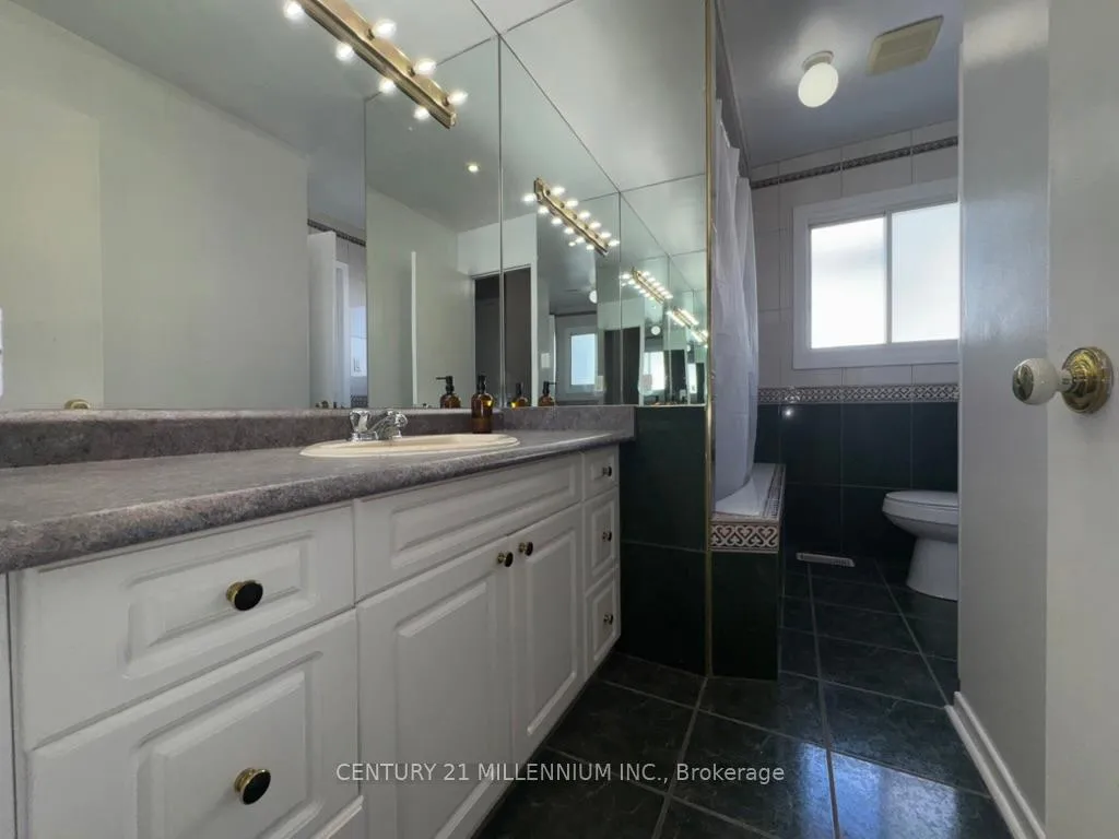 Photo 22 of Unit 2nd Level, 183 Harold Street, Brampton, Brampton South — HOMEH