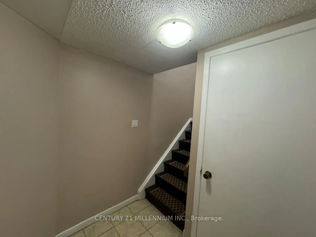 Photo 28 of Unit 2nd Level, 183 Harold Street, Brampton, Brampton South — HOMEH