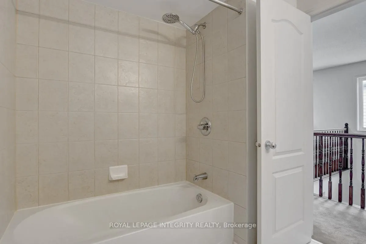Photo 36 of 376 Horseshoe Crescent, Ottawa, Stittsville (North) — HOMEH