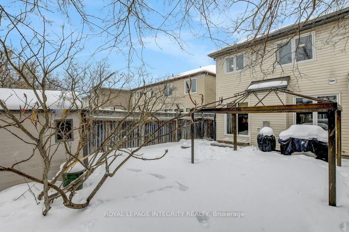 Photo 43 of 376 Horseshoe Crescent, Ottawa, Stittsville (North) — HOMEH