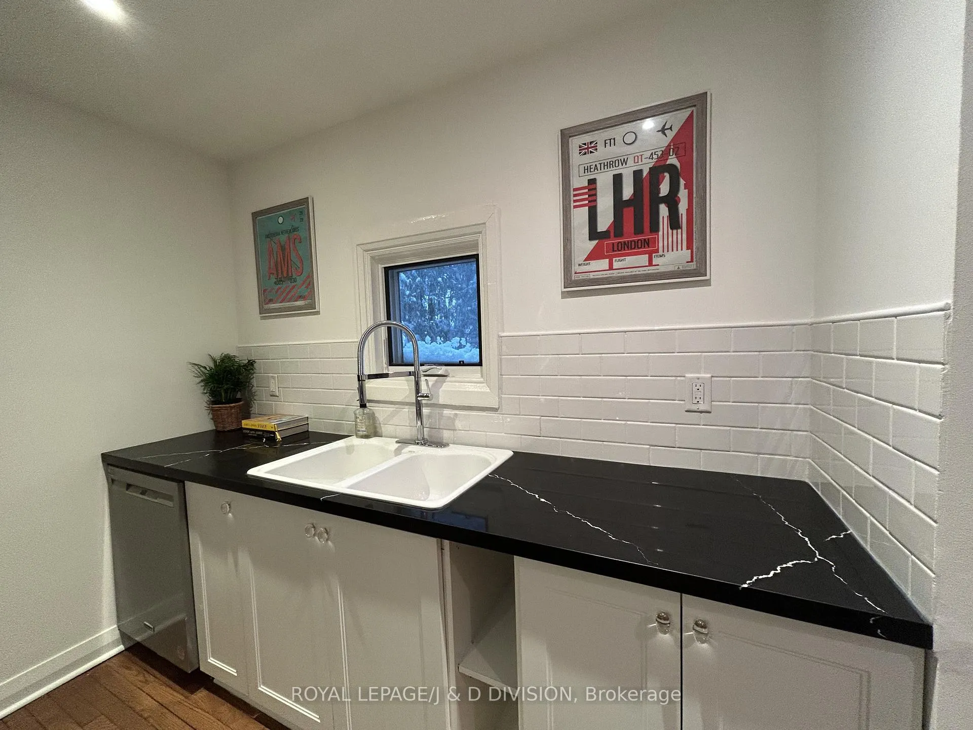 Photo 5 of 1252 Avenue Road, Toronto, Lawrence Park South — HOMEH
