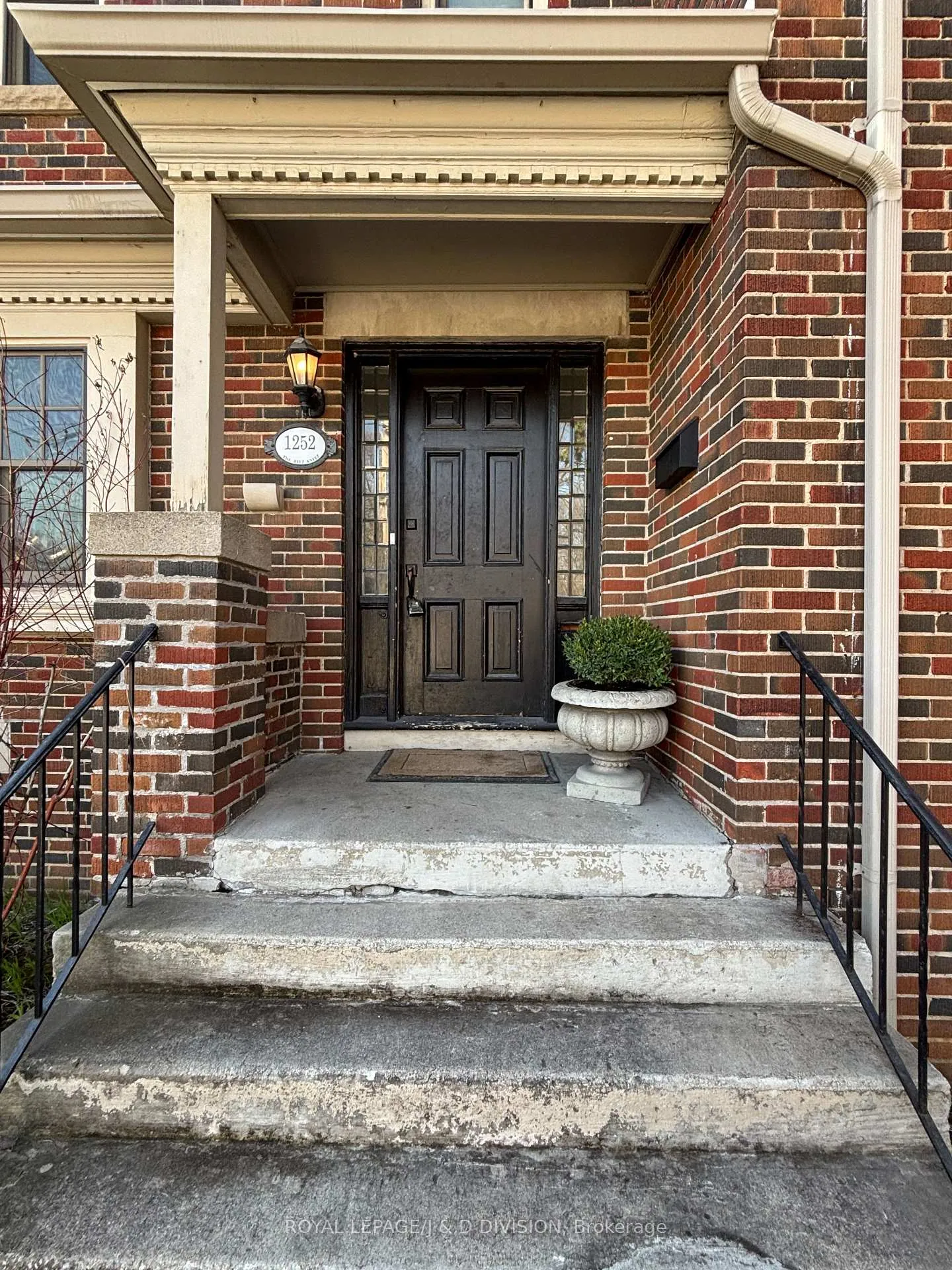 Photo 18 of 1252 Avenue Road, Toronto, Lawrence Park South — HOMEH