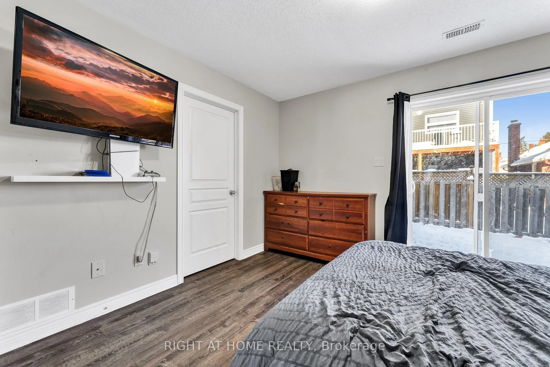 Photo 5 of 123 Antrim Street, Carleton Place — HOMEH