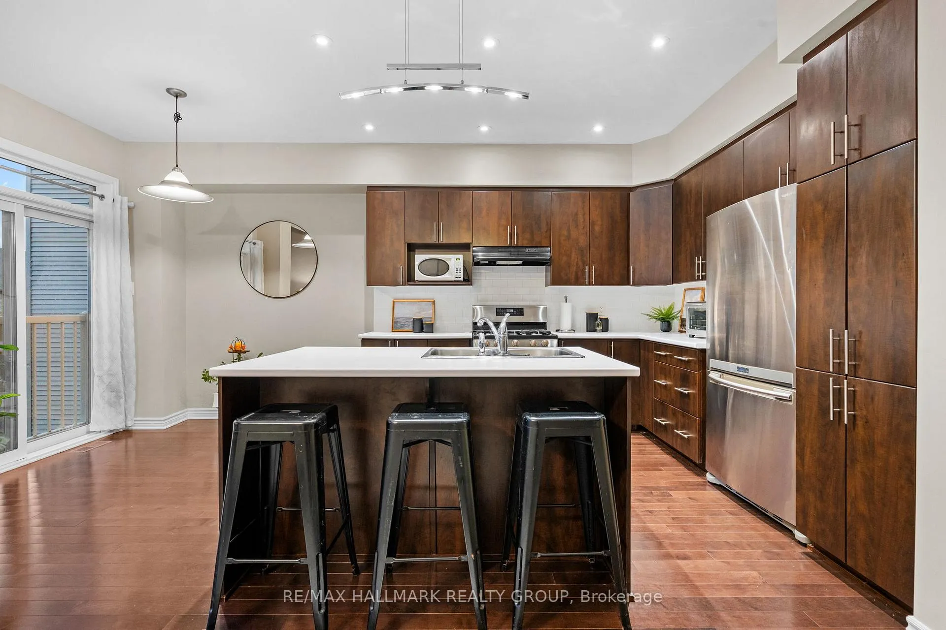 Photo 12 of 938 Fletcher Circle, Ottawa, Kanata - Kanata Lakes/Heritage Hills — HOMEH