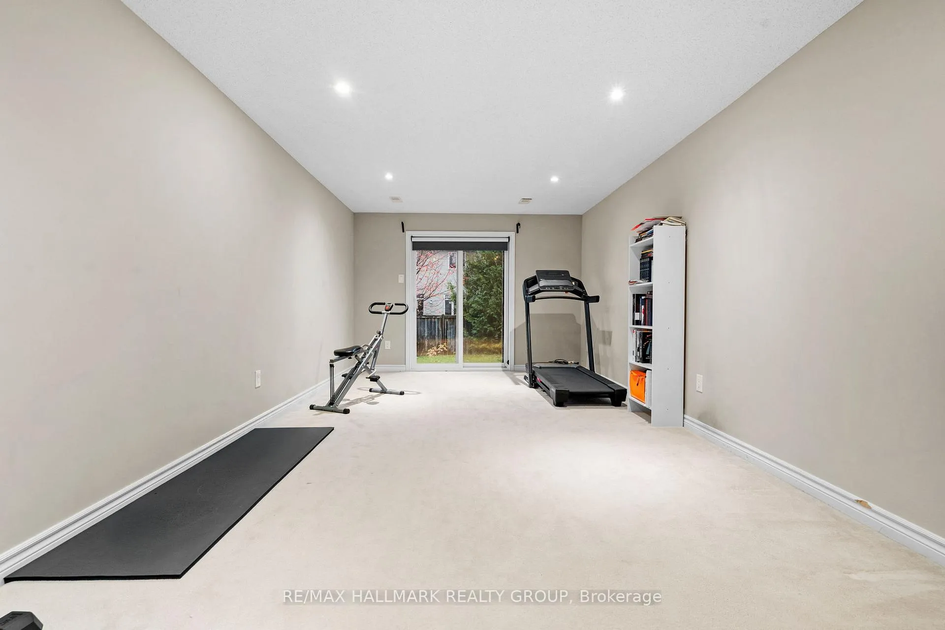 Photo 34 of 938 Fletcher Circle, Ottawa, Kanata - Kanata Lakes/Heritage Hills — HOMEH