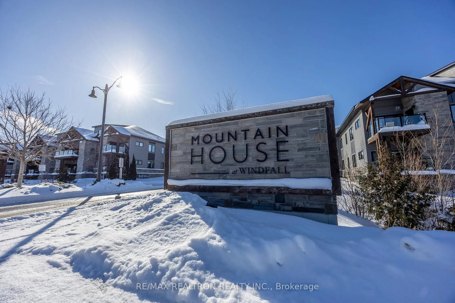 Photo 3 of Unit 305, 18 Beckwith Lane, Blue Mountains — HOMEH