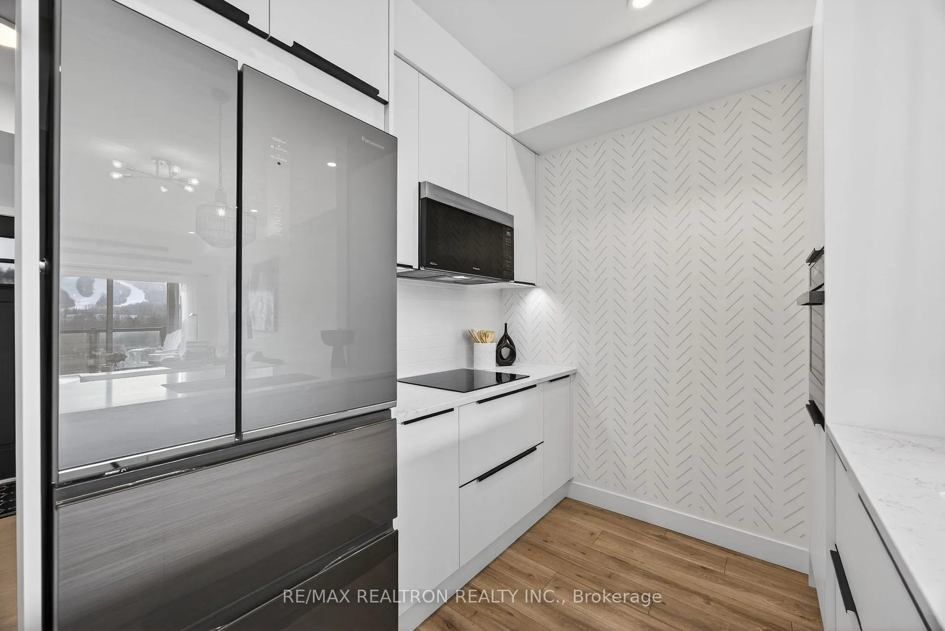 Photo 12 of Unit 305, 18 Beckwith Lane, Blue Mountains — HOMEH